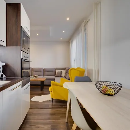 Milde's Near The Center - Hospodarska Street Appartement