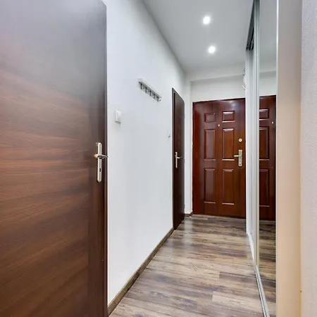 Milde's Near The Center - Hospodarska Street