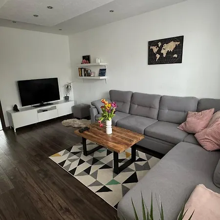 Milde's Near The Center - Hospodarska Street Apartmán