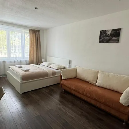 Milde's Near The Center - Hospodarska Street Appartement Trnava